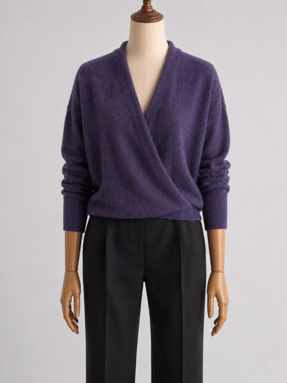 NWOT - Sz XS/S - C by Bloomingdale's Cashmere Sweater - Marled Plum